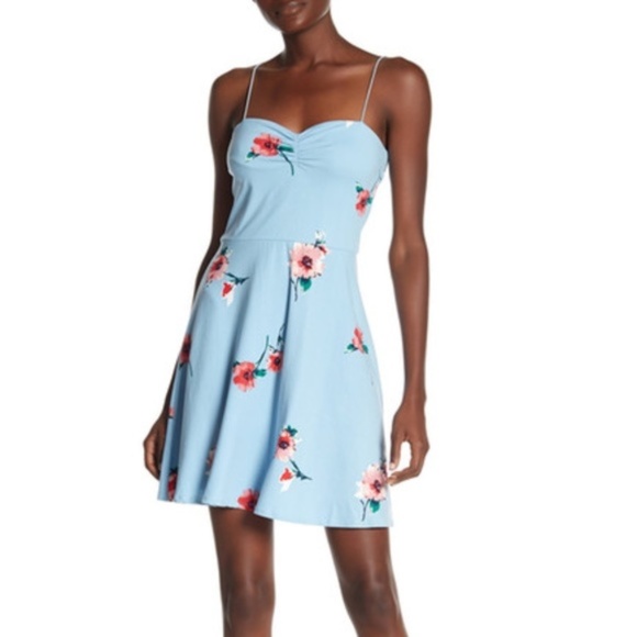 Socialite Dresses & Skirts - Women's Skater Dress - Size L